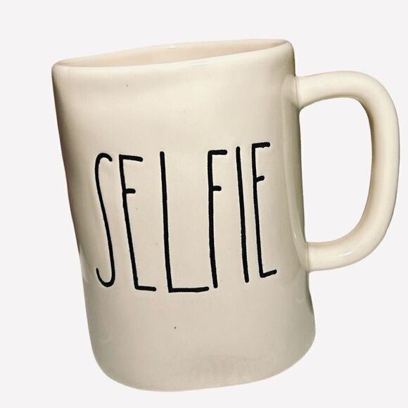 Rae Dunn ‘Selfie’ Mug - Picture 1 of 4